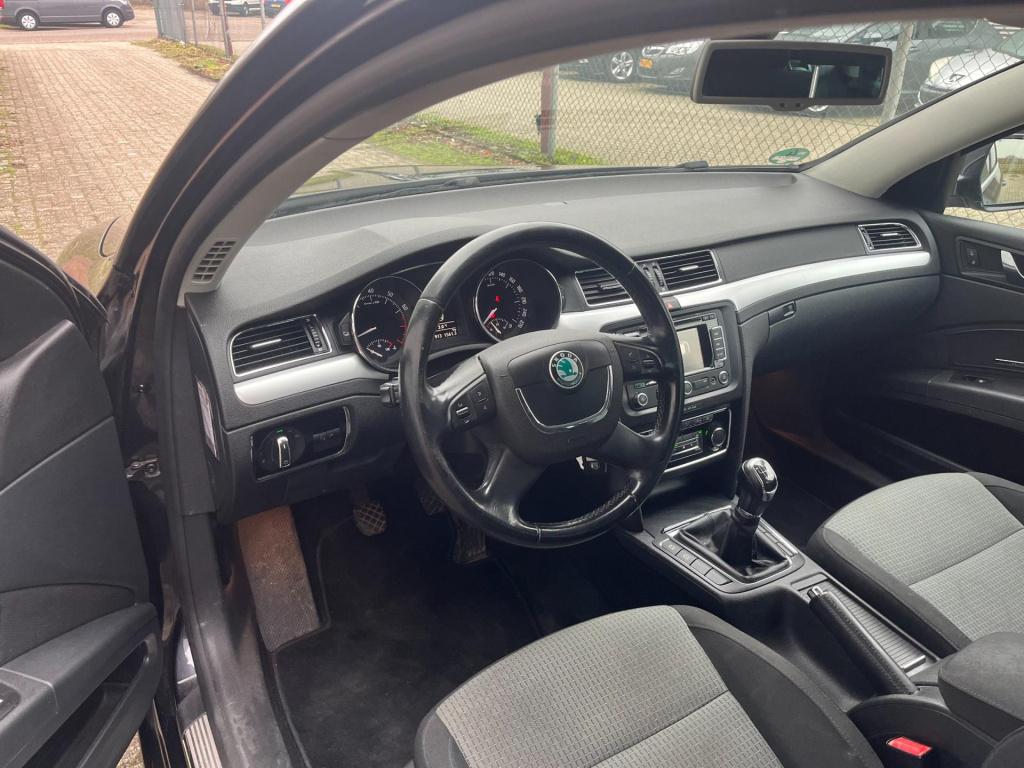 Skoda Superb combi 1.4 tsi ambition business line