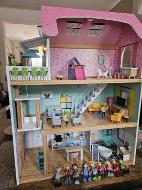 Compleet poppenhuis