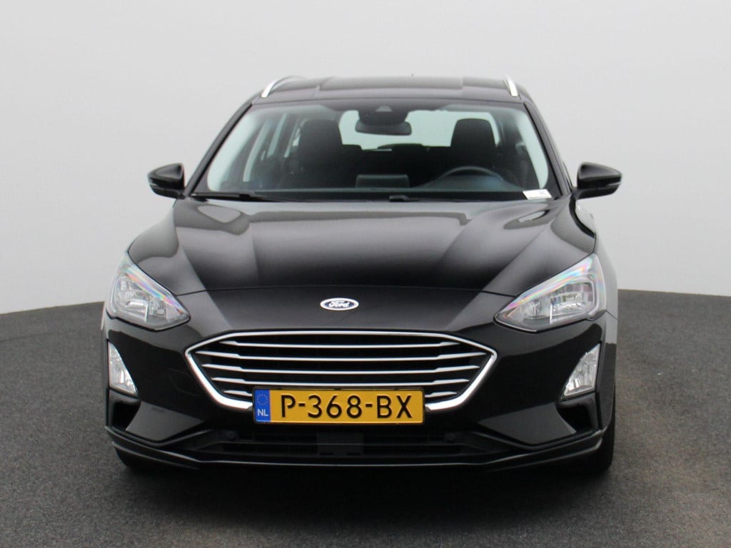 Ford Focus wagon 1.0 ecoboost hybrid trend edition business | cruise contro