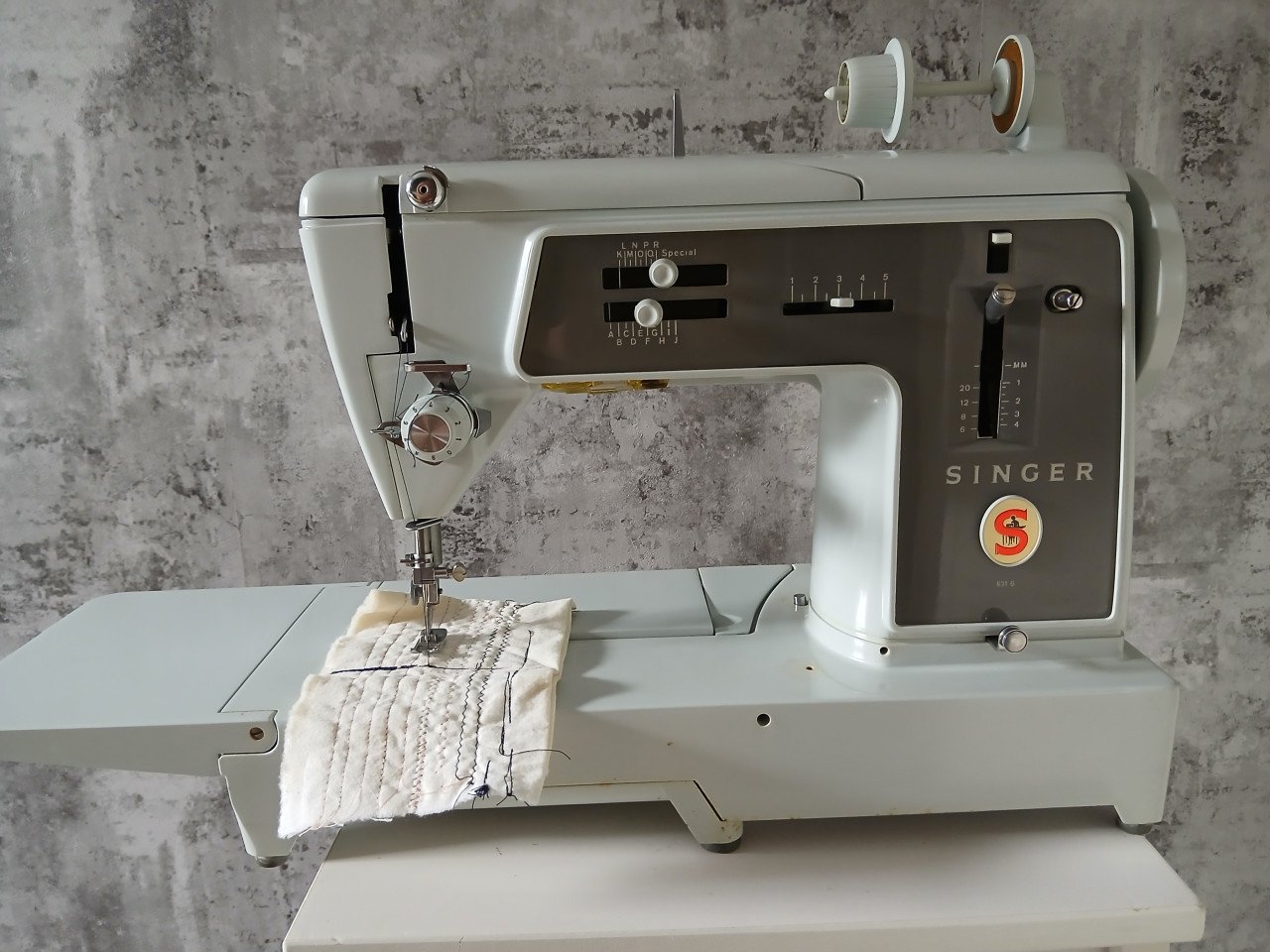 Singer naaimachine type 631 Convertible