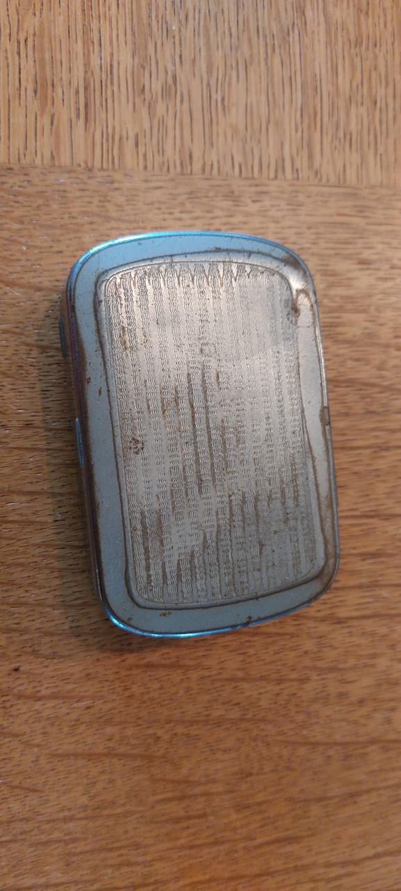 Te koop oud doosje voor shag