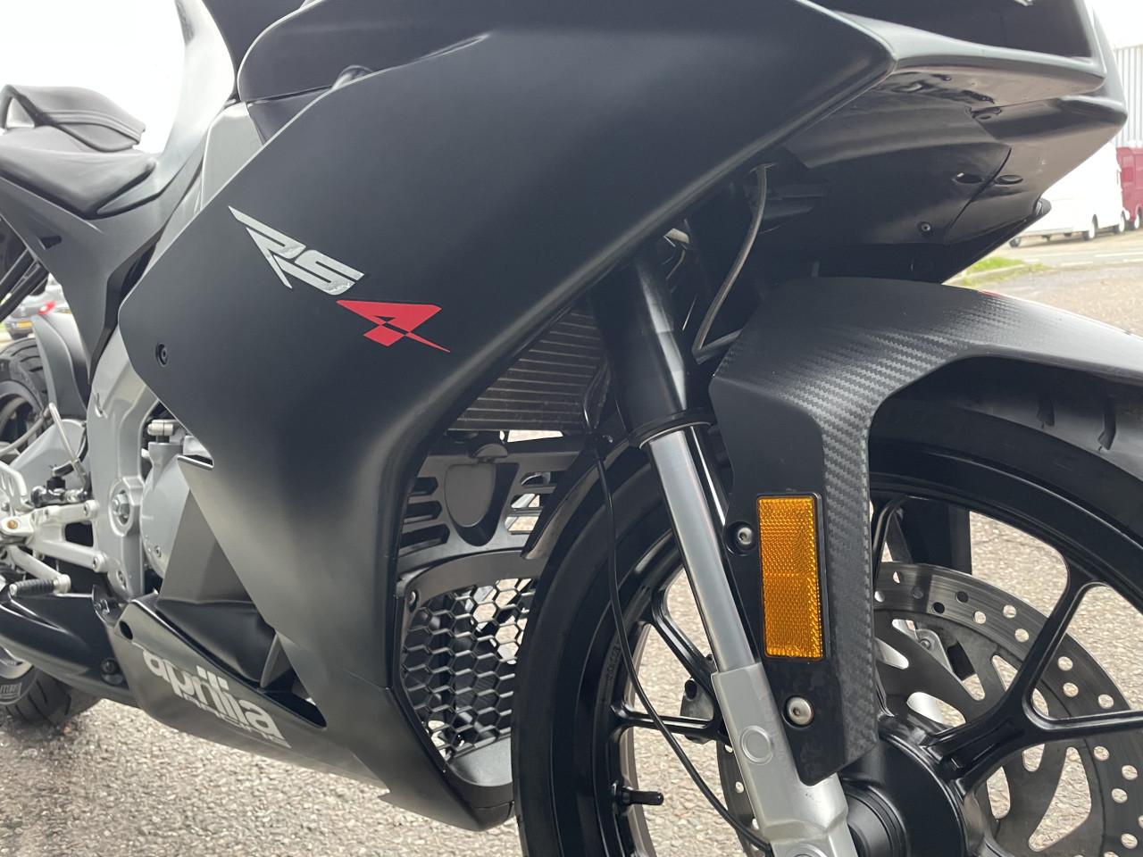 APRILIA RS4 50 SCHAKELBROMMER