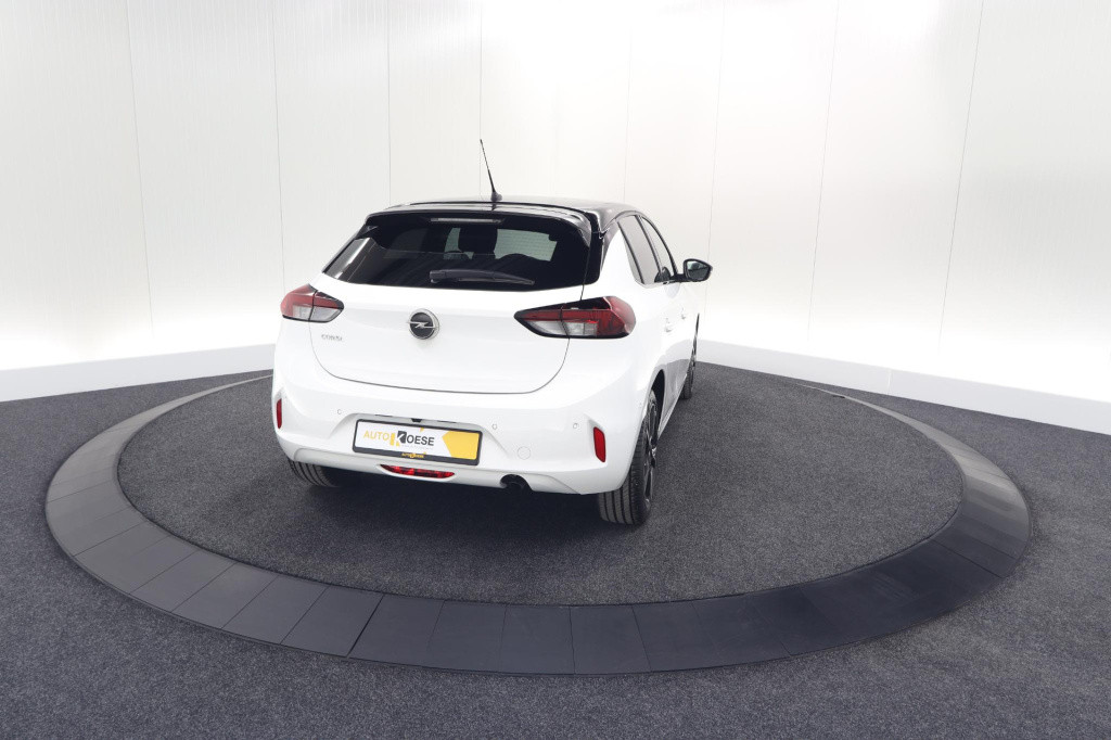 Opel Corsa 1.2 turbo 100 ultimate | panoramadak | camera | dodehoekdetectie