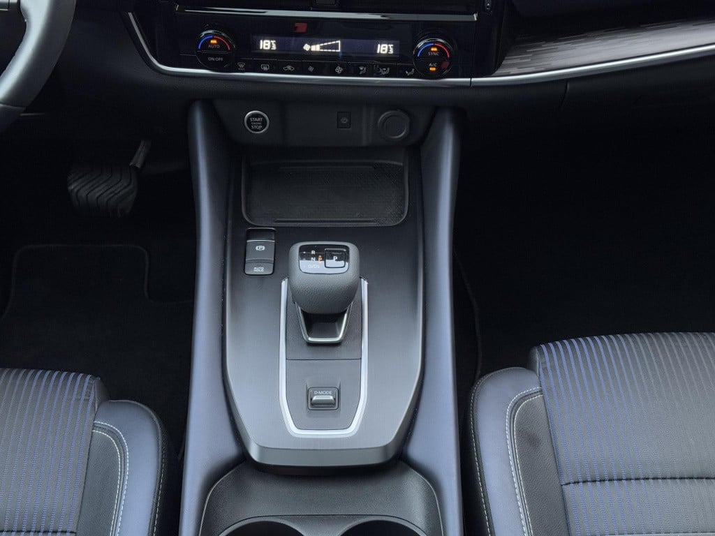 Nissan Qashqai 1.3 mhev xtronic tekna design pack | panoramadak | head-up d