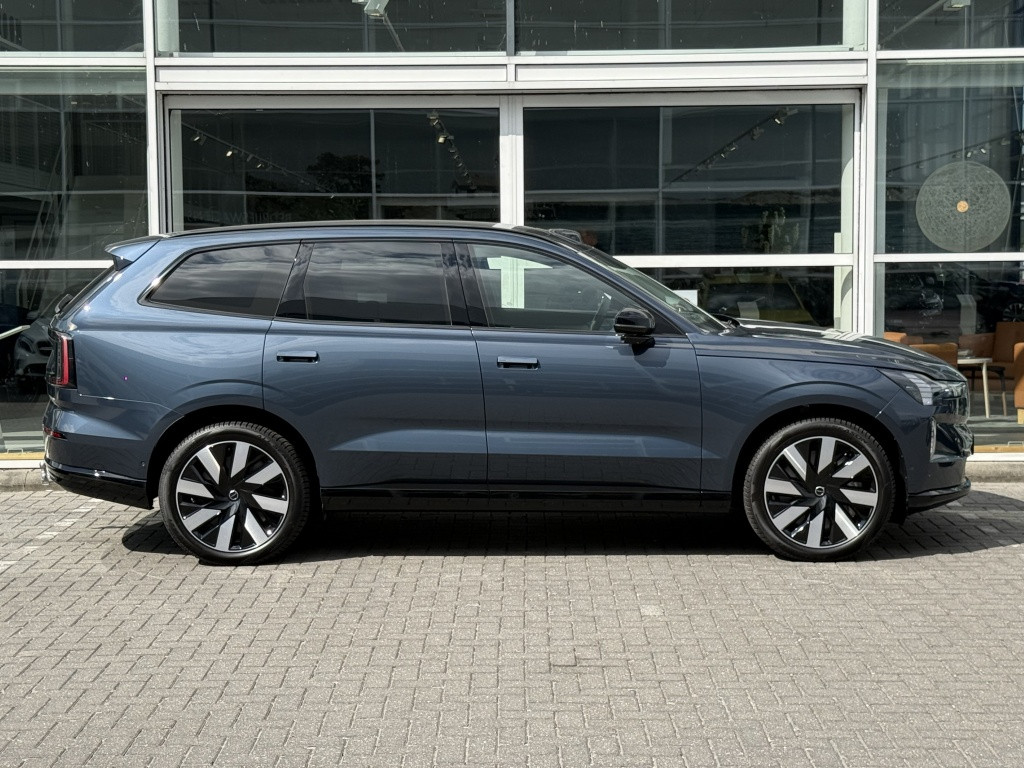 Volvo Ex90 twin performance ultra b&w nieuw €116.350,-