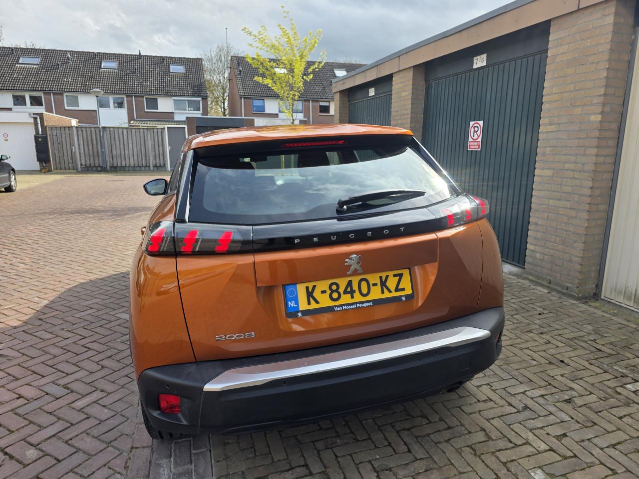 Peugeot 2008 puretech 1.2 2021
