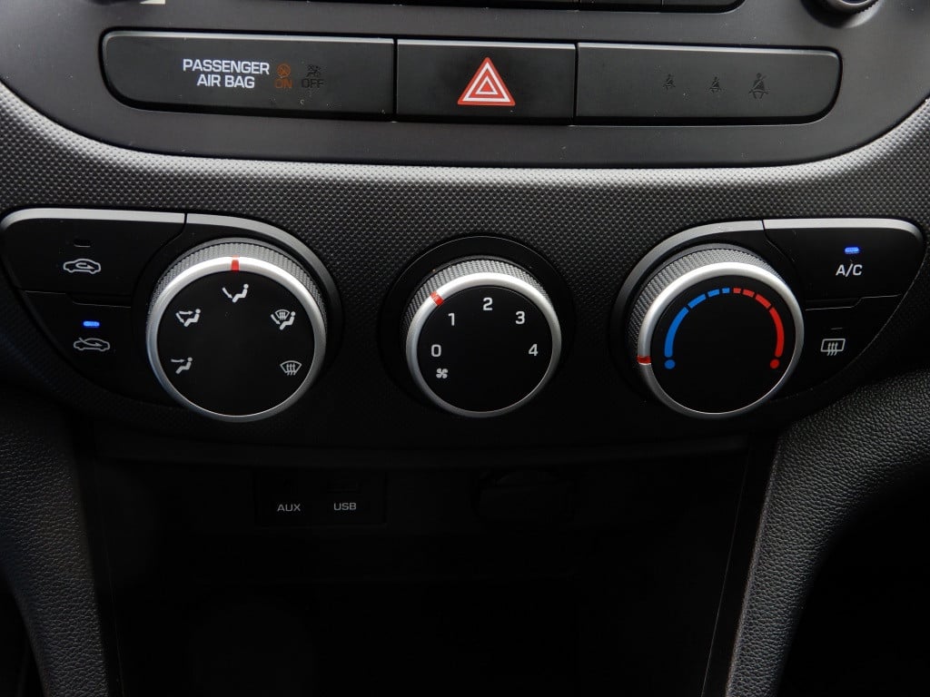 Hyundai I 10 1.0i comfort | airco | cruise | 1e eigenaar | lage km-stand