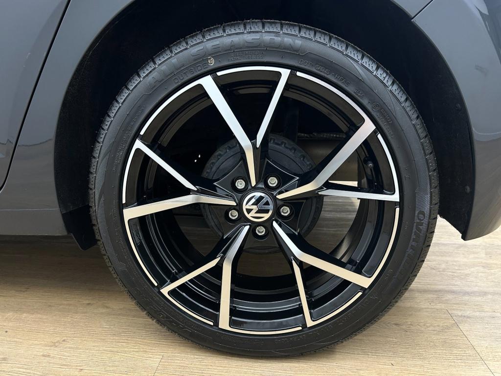 Volkswagen Polo occasion 1.0 mpi trendline | grijs | tweedehands volkswagen
