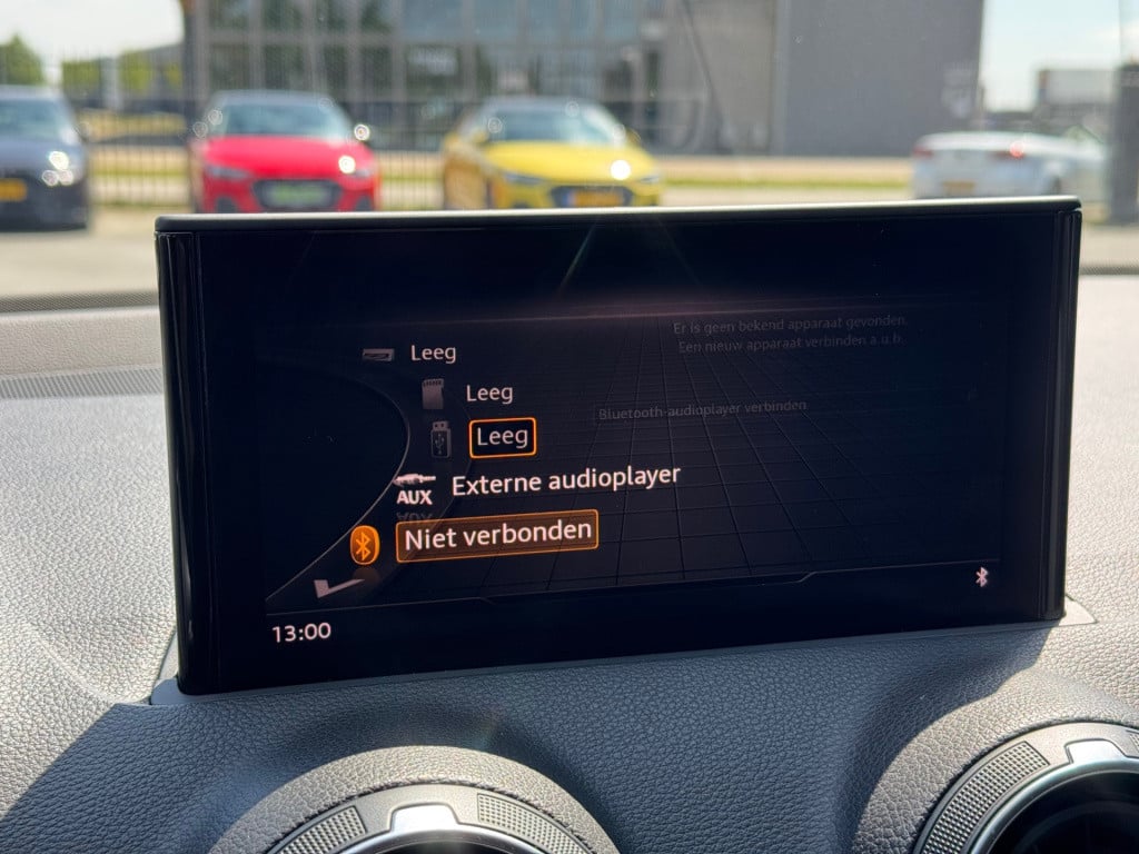 Audi Q2 35 tfsi advanced * led * camera * stoelverwarming * adaptieve cruis