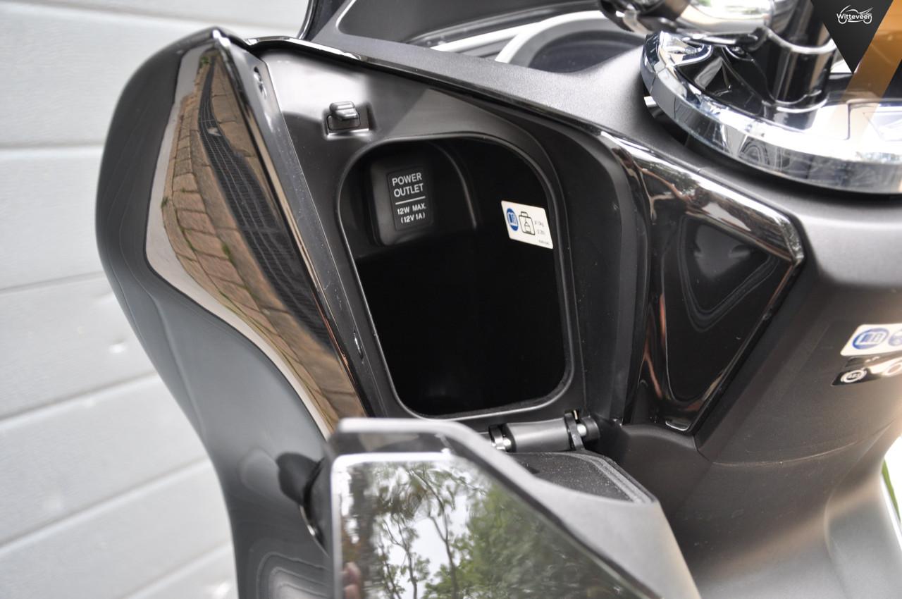 Honda PCX 125 Z.G.A.N. 2870 kms