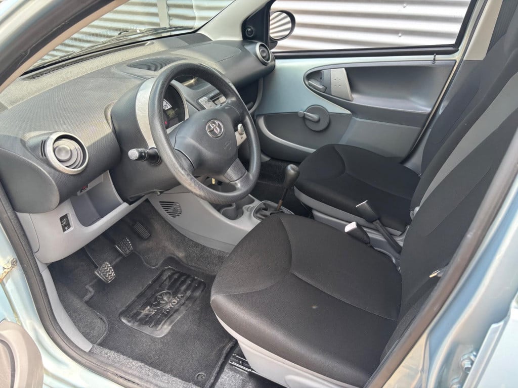 Toyota Aygo 1.0-12v