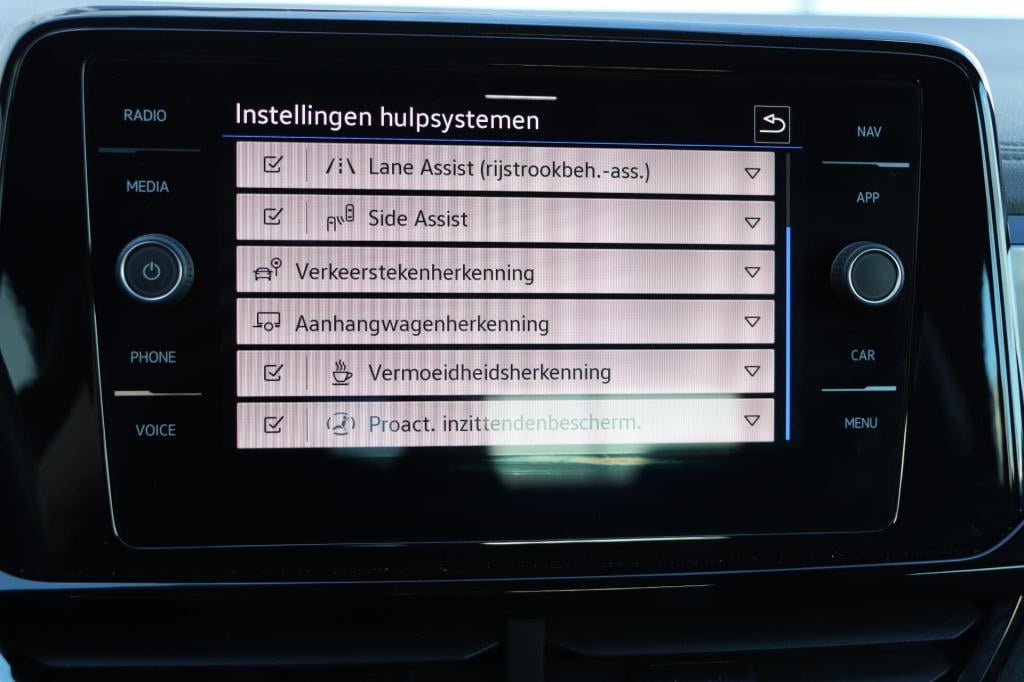 Volkswagen T-roc cabrio 1.5 tsi r-line black style 150pk dsg7