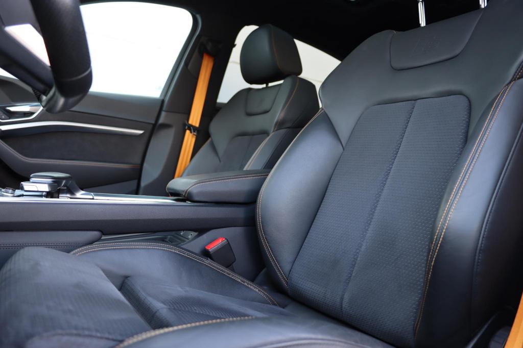 Audi E-tron sportback 55 quattro black edition 95 kwh s-line 408pk