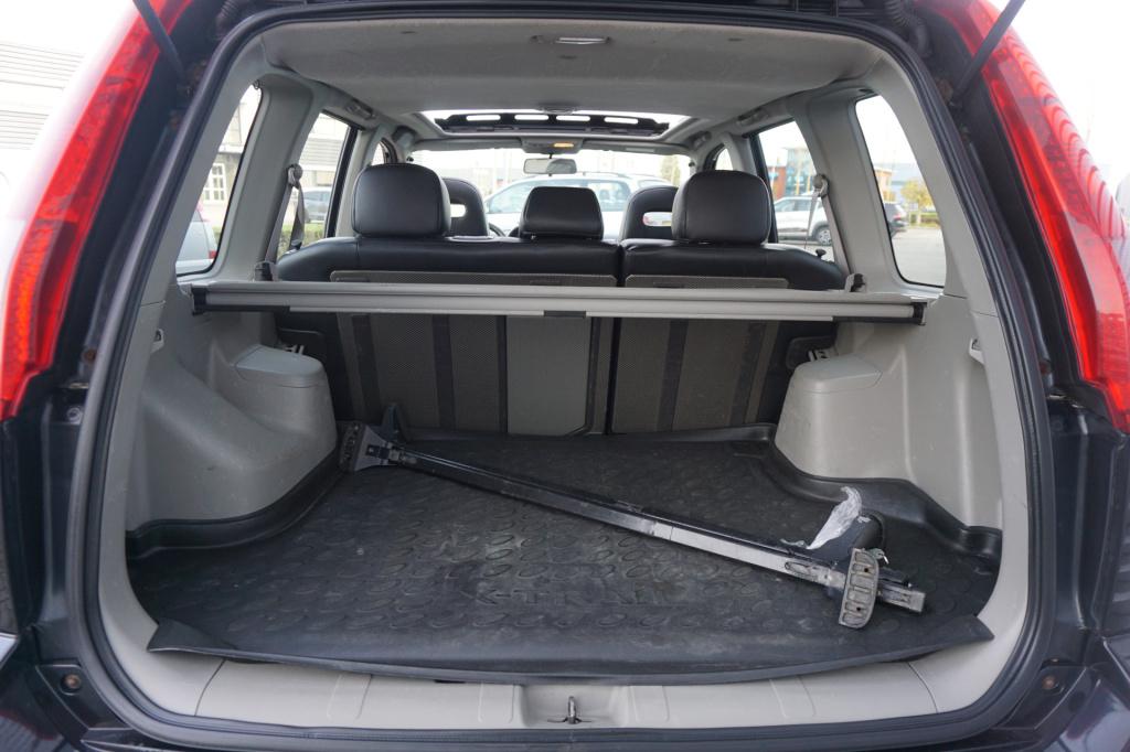 Nissan X-Trail 2.5 sport outdoor airco / navi / cruise / stoelverw. / pano