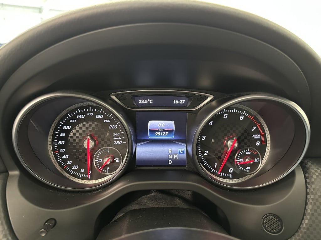 Mercedes-Benz A-Klasse 200 ambition | 163pk | stoelverwarming | climate con