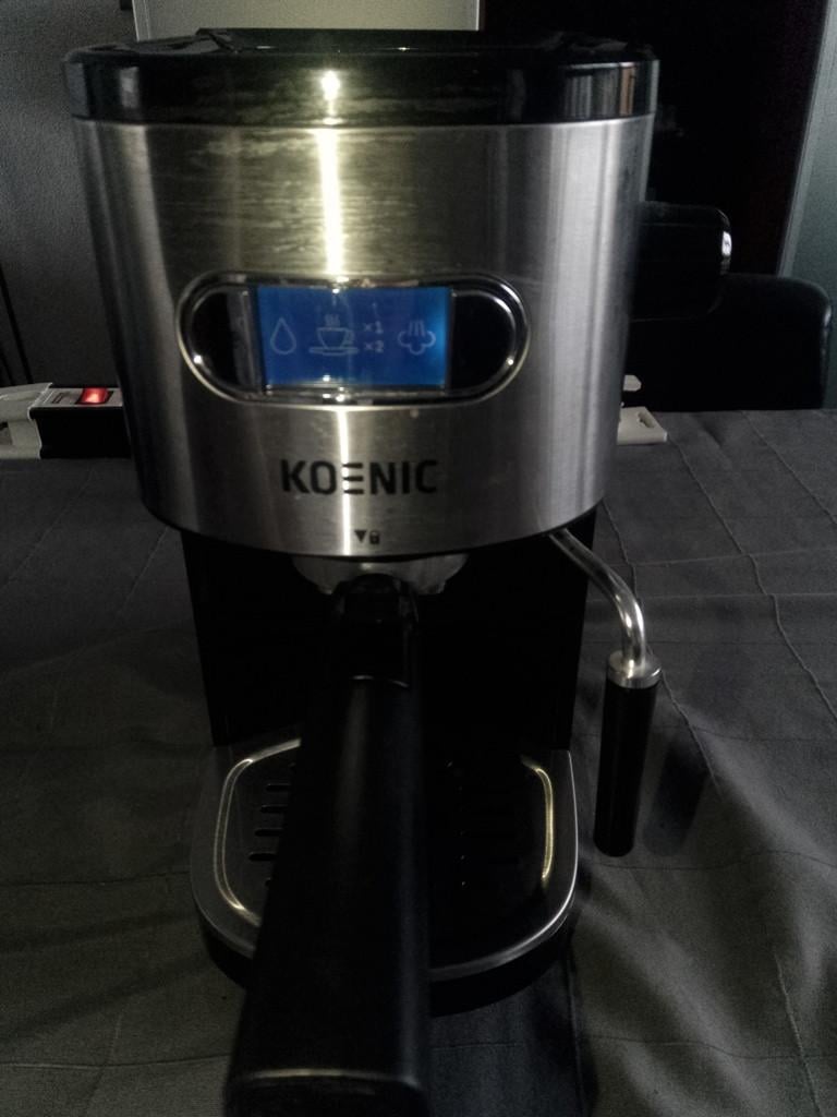 KOENIC KEM 2320 M - Semi-automatische espressomachine