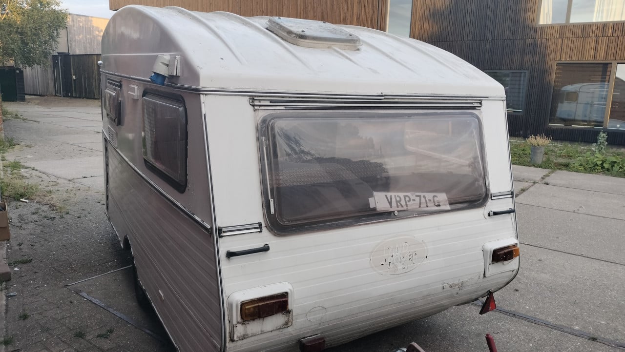 Constructam caravan