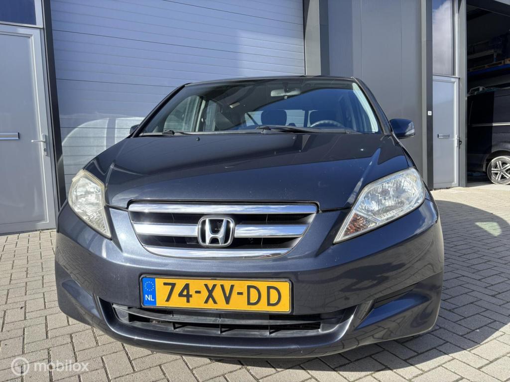 Honda Fr-v 2.0i comfort 6 versn. apk 5-2027