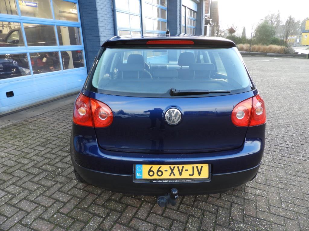 Volkswagen Golf 1.6 optive 4