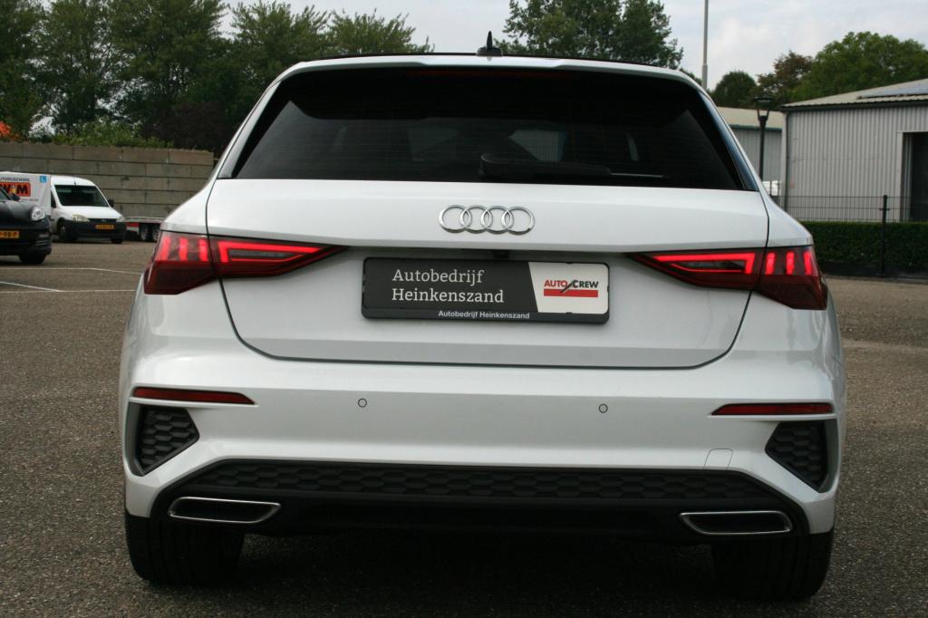 Audi A3 sportback 40 tfsi e s-line / pano / leer / matrix / camera / b&o