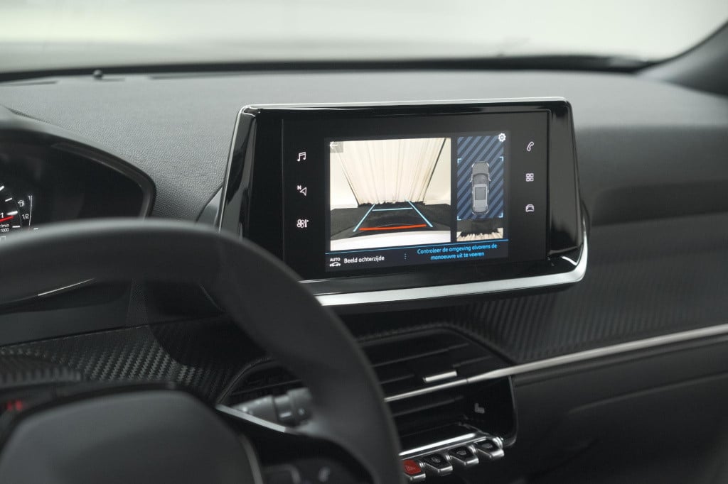 Peugeot 2008 puretech 130 active | camera | apple carplay | parkeersensoren