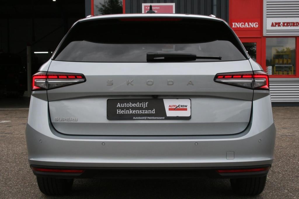 Skoda Superb combi 1.5 tsi mhev first edition