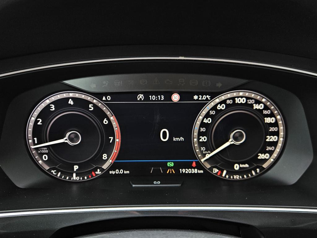 Volkswagen Tiguan 1.5 tsi act highline business r-line | pano | acc