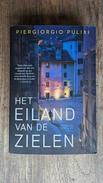 👁 Literaire Thriller 'Het eiland van de zielen' van Piergiorgio Pulixi.