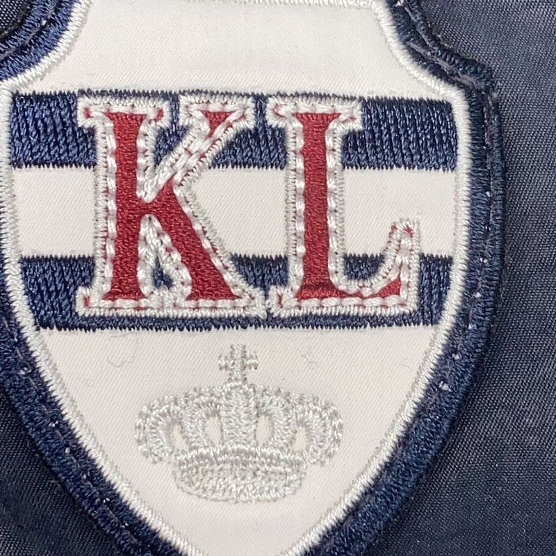 Kingsland vest sweater hoodie