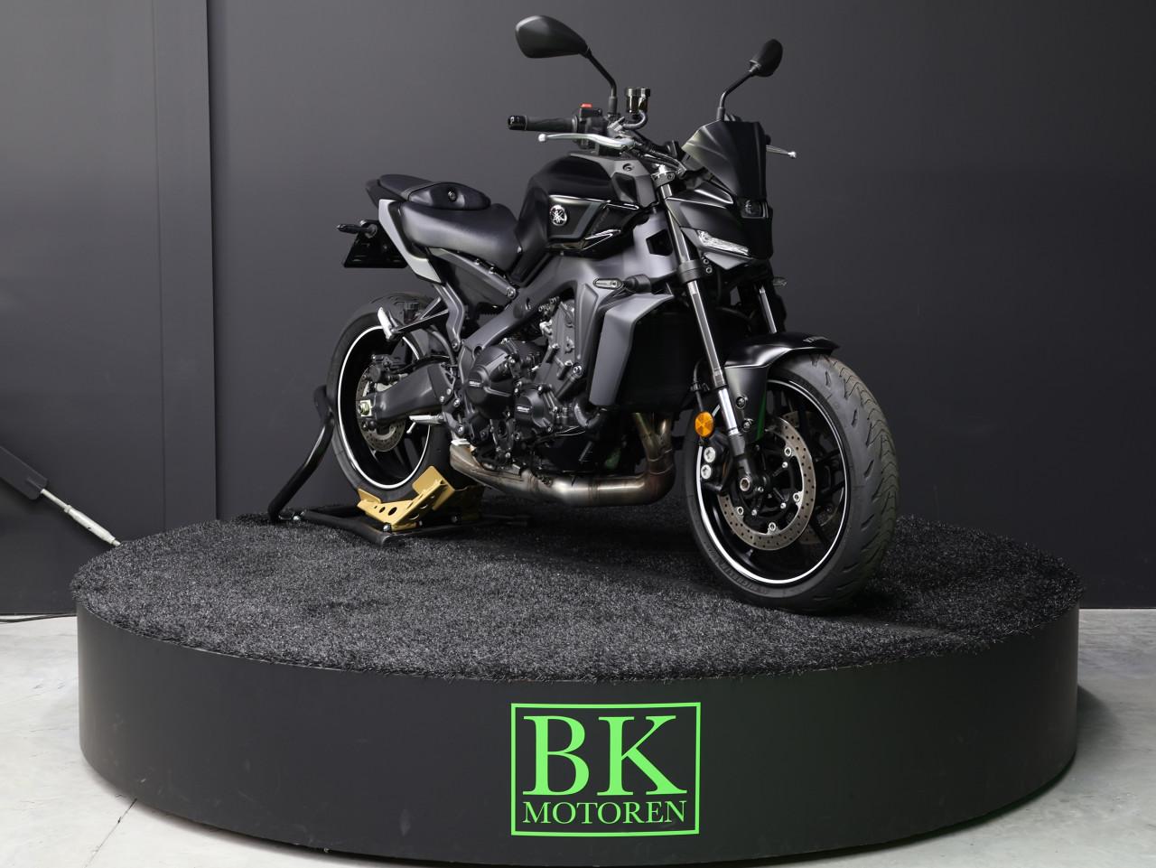 Yamaha MT-09 | TechBlack