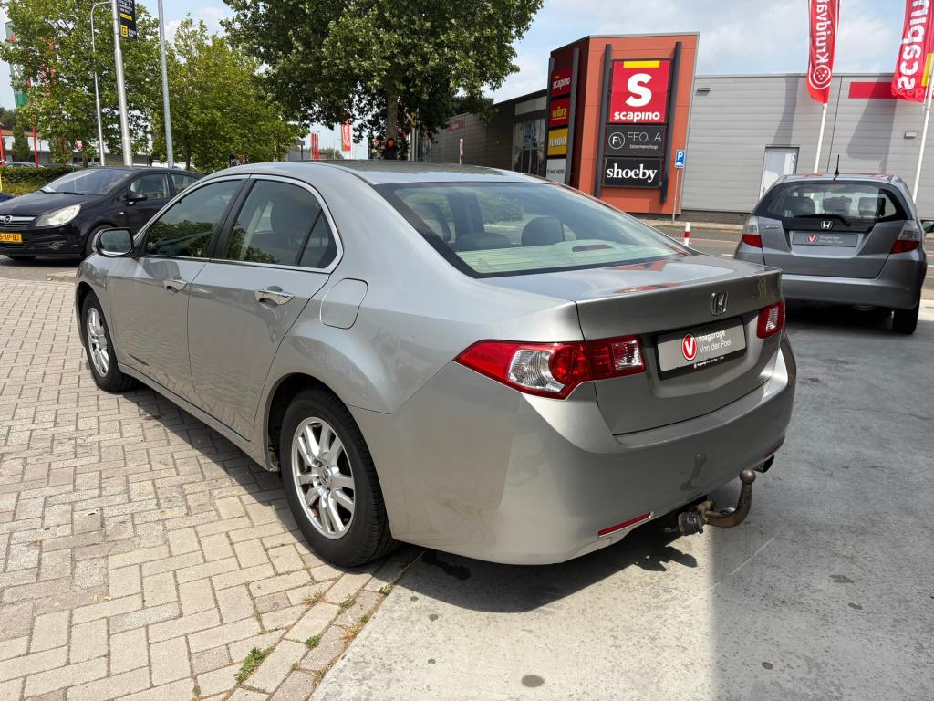 Honda Accord 2.0i elegance