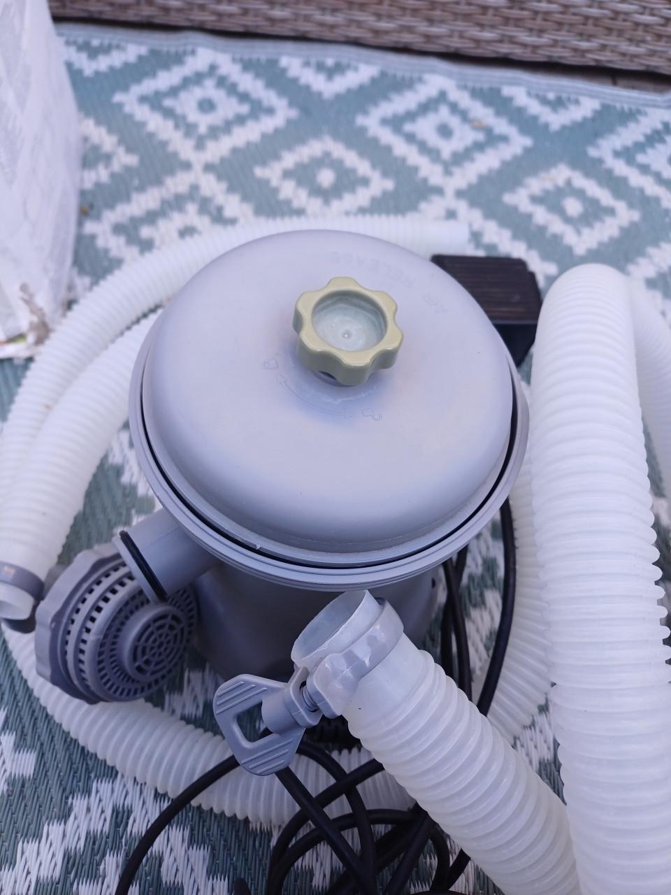 Zwembad met toebehoren