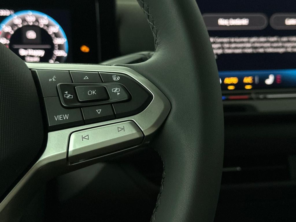 Volkswagen T-roc 1.5 etsi limited edition