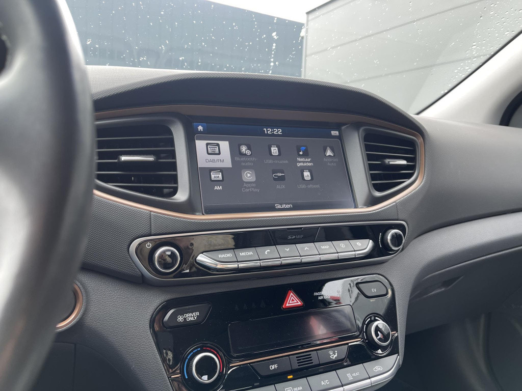 Hyundai Ioniq premium ev | schuif-/kanteldak | leder | geheugenstoel | stuu