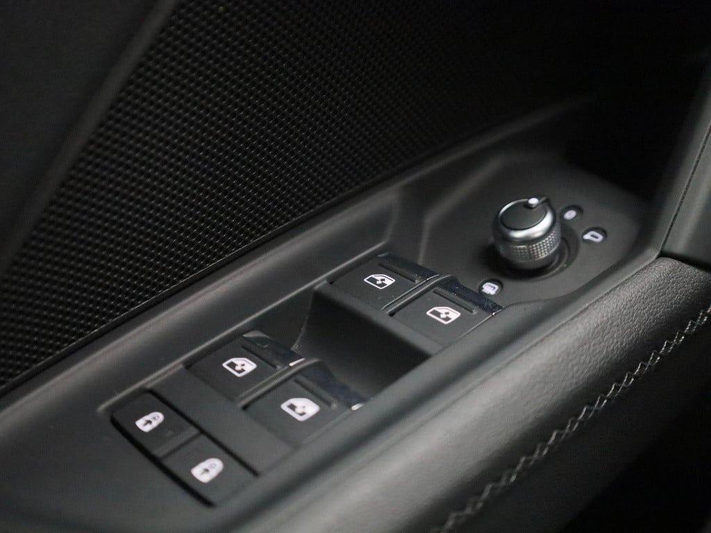 Audi A3 limousine 35 tfsi s edition | s-line interieur | automaat | navigat