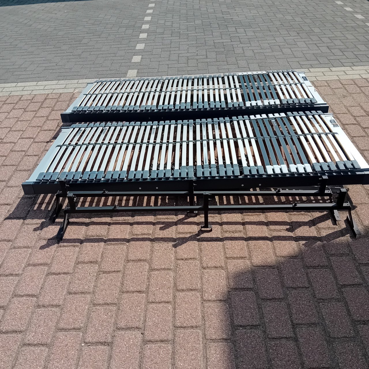 Elektrisch verstelbare lattenbodems