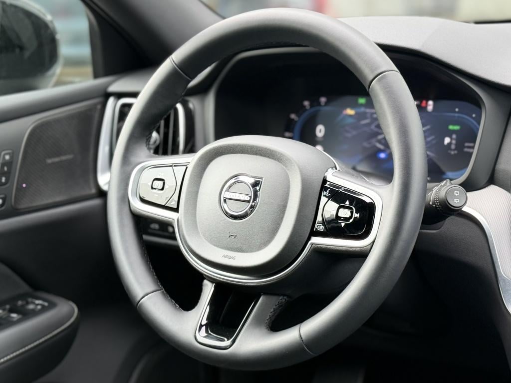 Volvo V60 t6 398pk recharge plus dark| adap.cruise| 360camera| trekaak