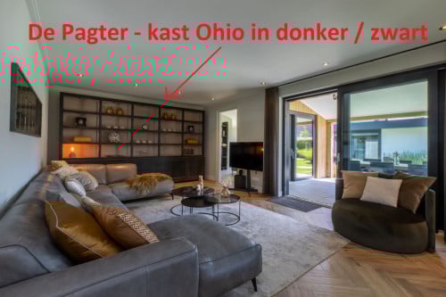 Landelijk grote old pine kast van De Pagter uit Middelburg