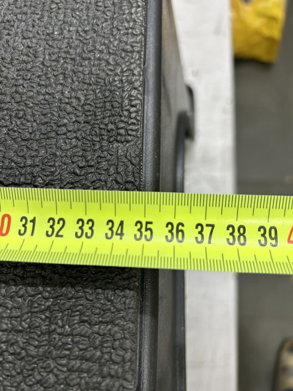 Kunststof opstapje voor caravan of camper