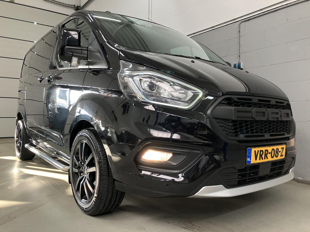 Ford Transit Custom 300 2.0 TDCi L1H1 Limited DC