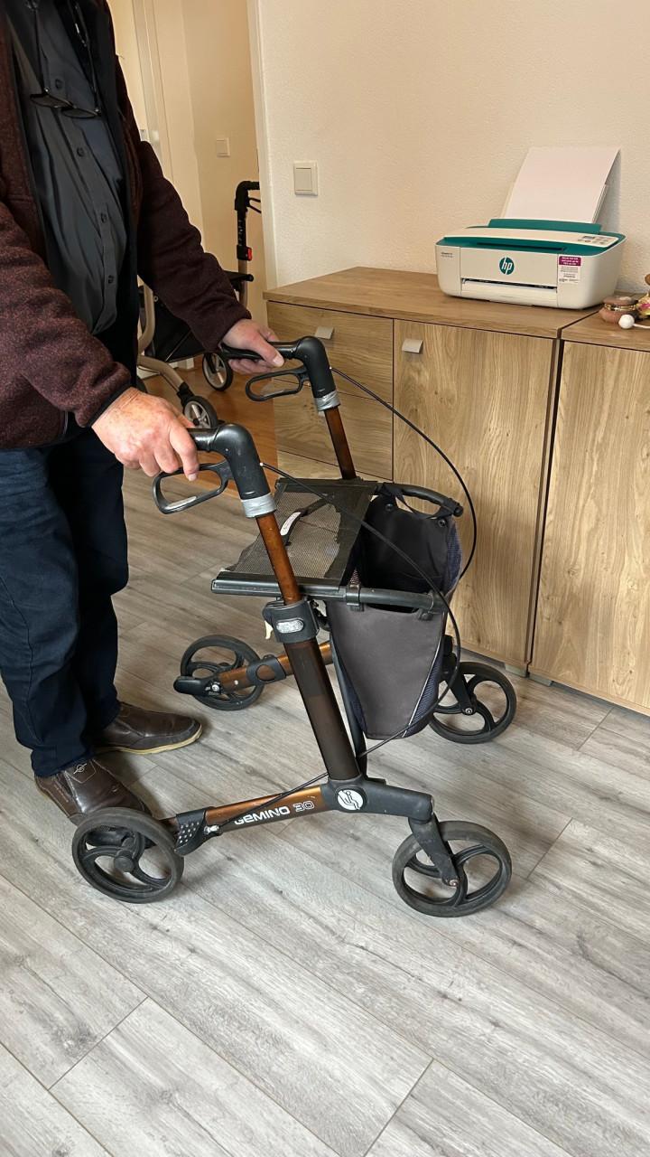 Rollator zo goed als een nieuwe. Koopje!