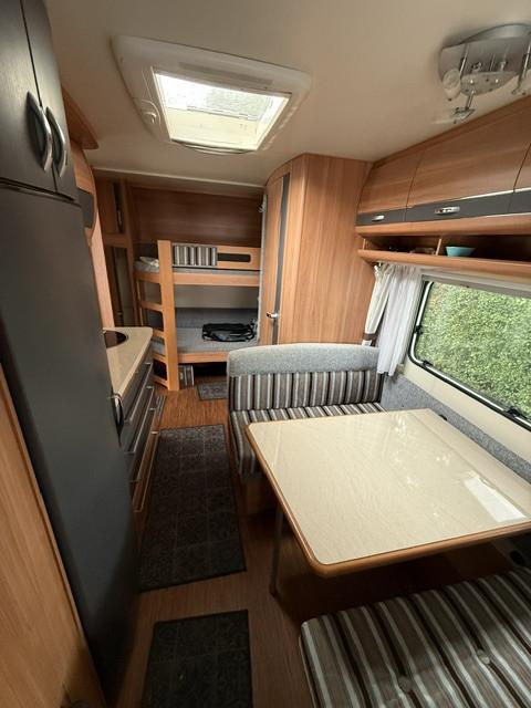 Hobby 490 KMF met stapelbed