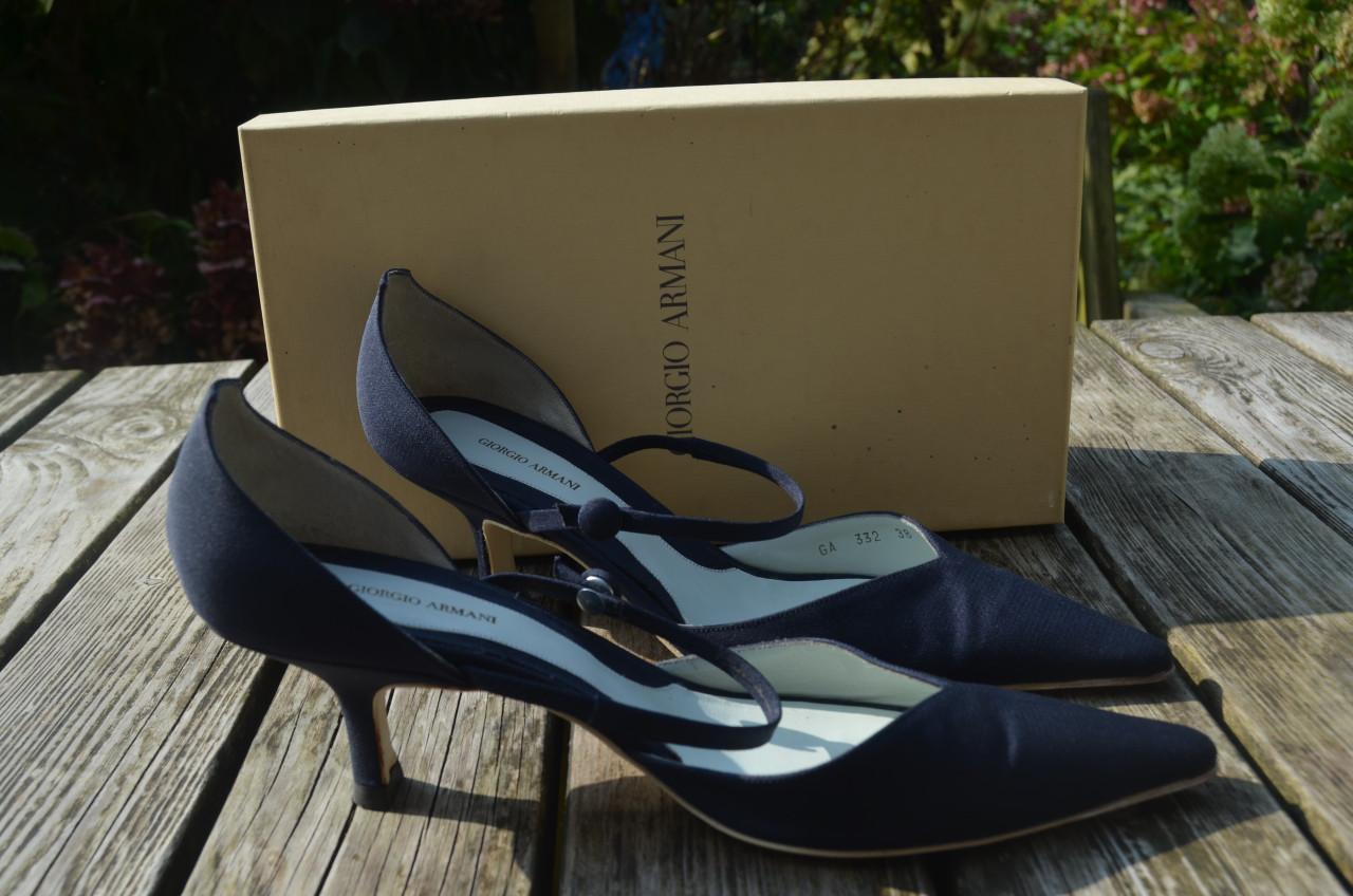 Giorgio Armani damesschoenen mt 38 in prima staat (van een verzamelaar)(2)