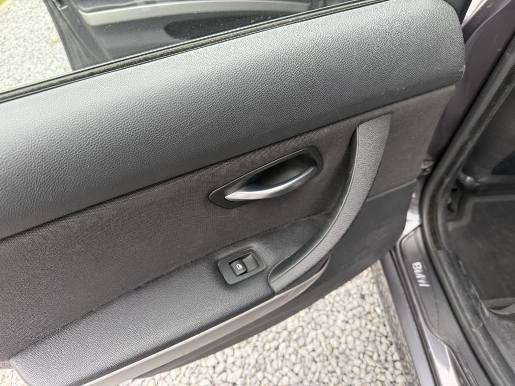 BMW 3-serie 320i 150pk executive sedan