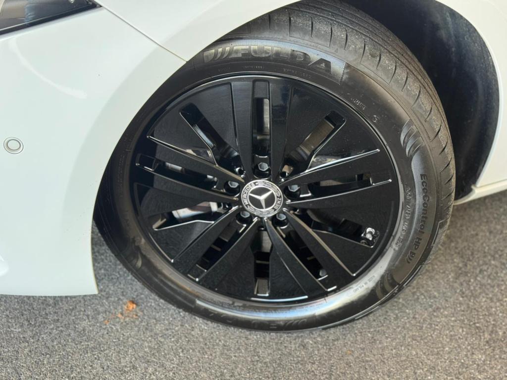 Mercedes-Benz A-Klasse 250 e business solution luxury limited