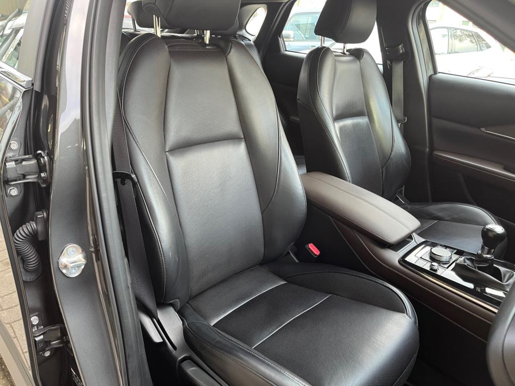 Mazda Cx-30 2.0 e-skyactiv-x m hybrid comfort met 18 inch & leer|rijklaar