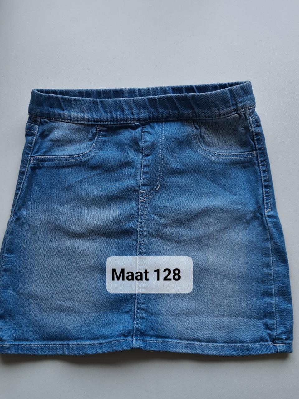 Licht blauw spijkerstof rokje van Denim Maat 128