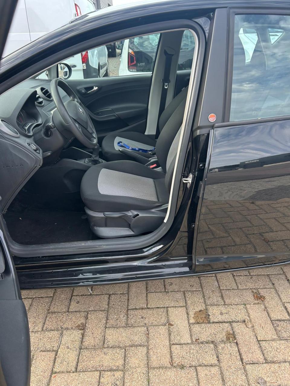 SEAT Ibiza 1.0 MPI 2017 LAGE KMstand 56.016 KM - APK 09-2027