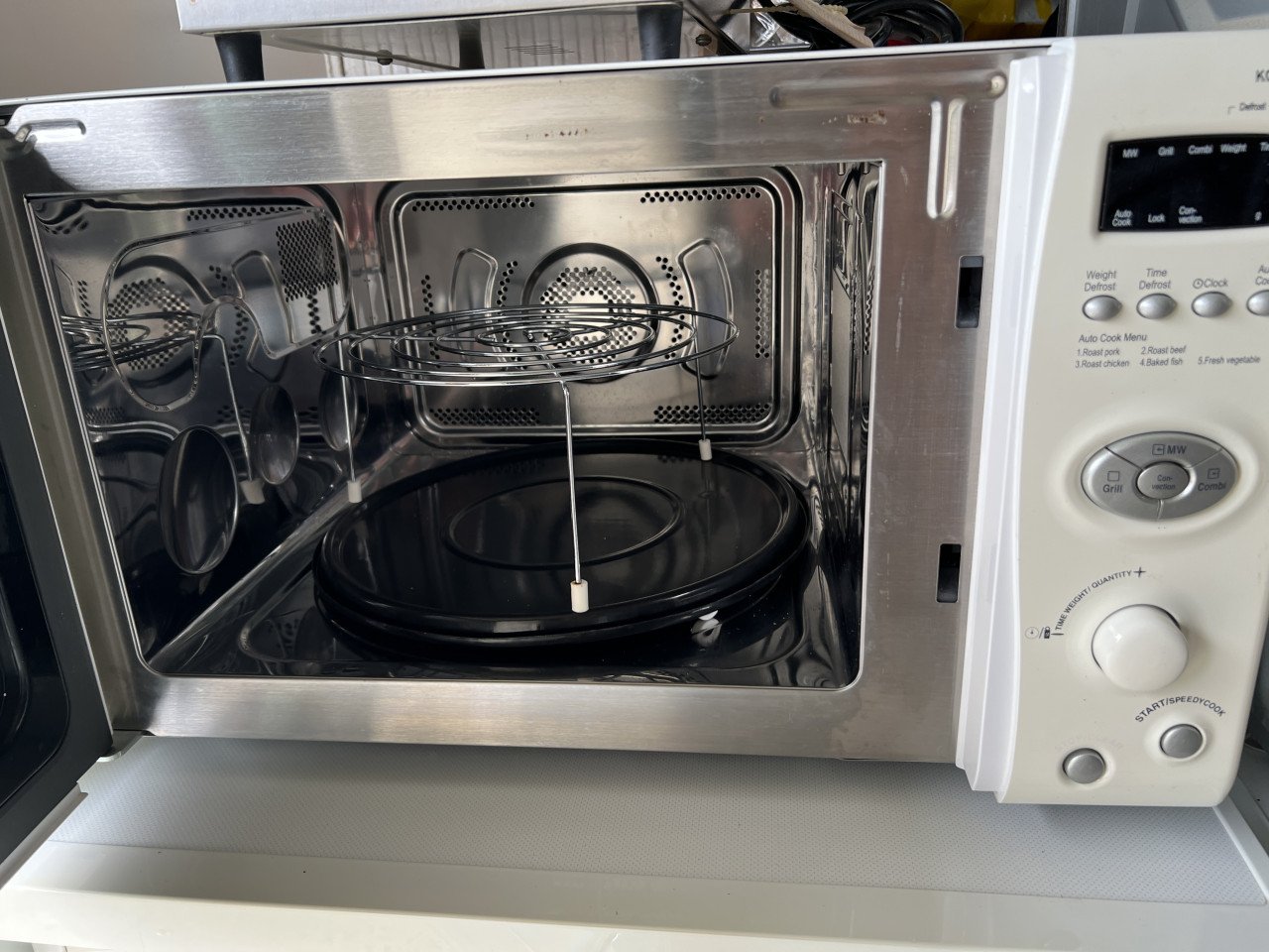 Nieuw vrijstaand combi Magnetron heteluchtoven met Grill 55 cm. Breed