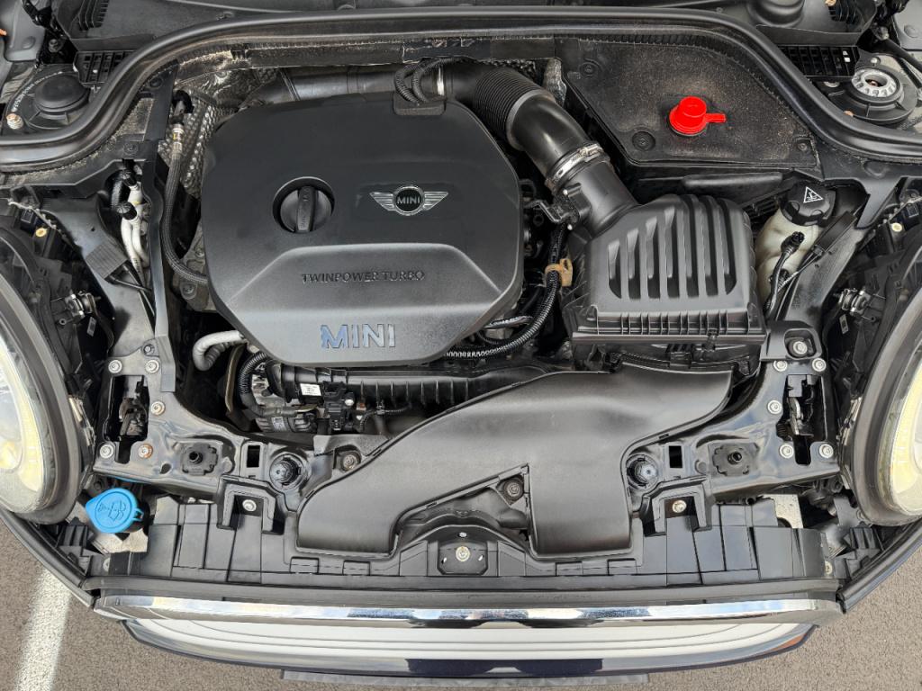 Mini Cooper 1.5 - business